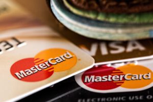 Kostenlose Kreditkarte – flexibel bezahlen und Geld sparen